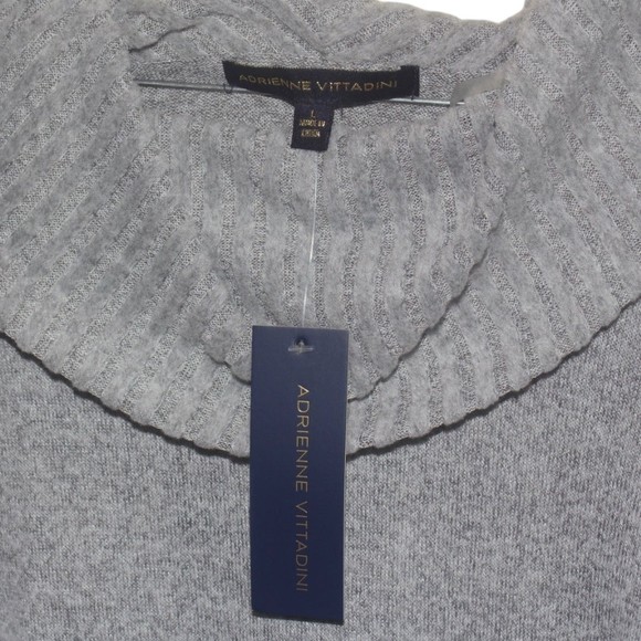 Thin grey sweater/ shirt size L - Picture 3 of 3